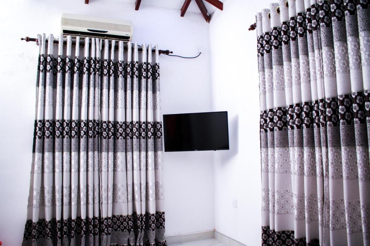 Friends Home Kudapaduwa المظهر الخارجي الصورة