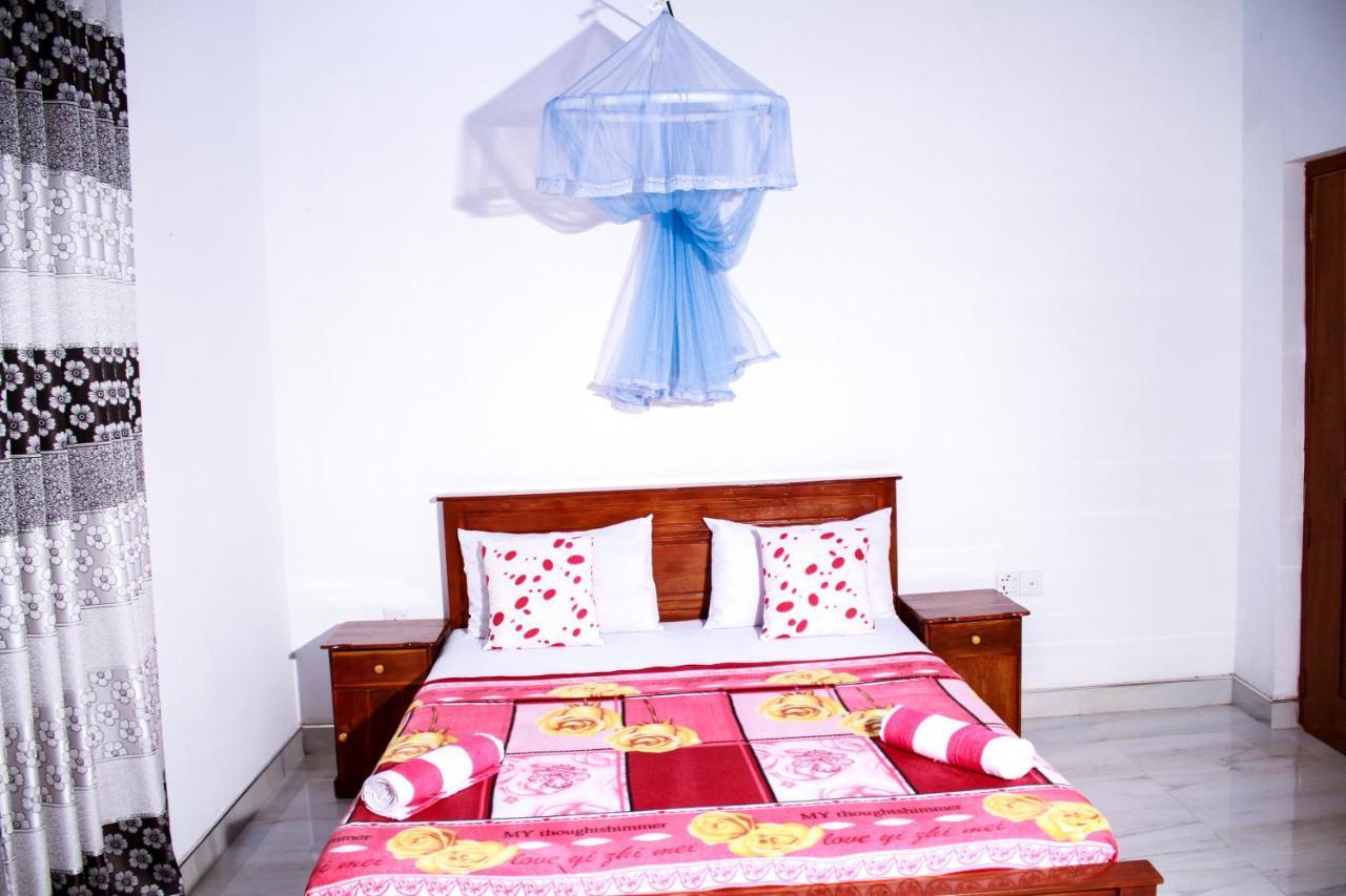 Friends Home Kudapaduwa المظهر الخارجي الصورة