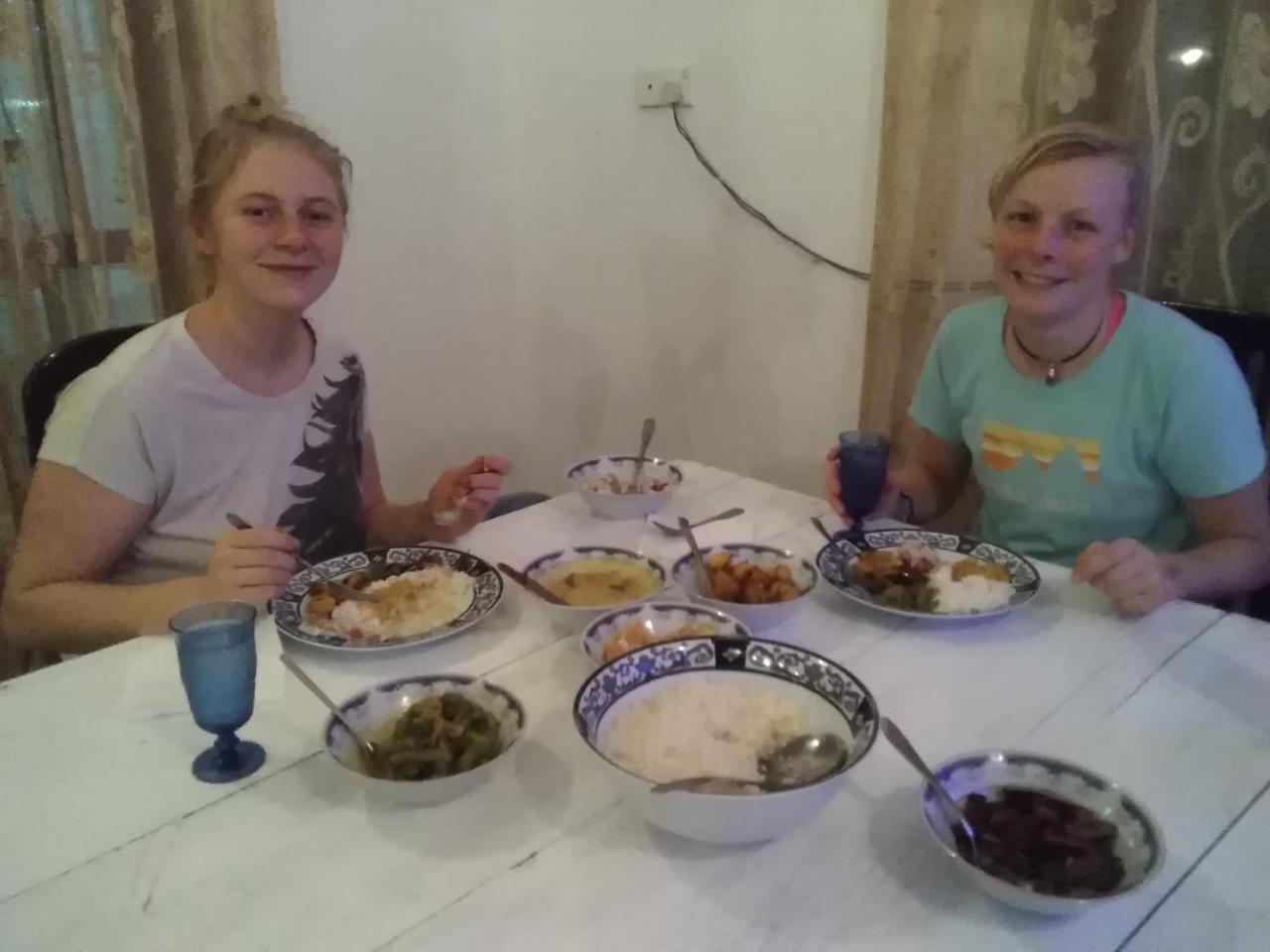 Friends Home Kudapaduwa المظهر الخارجي الصورة